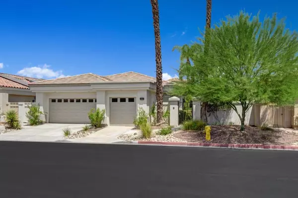 Palm Desert, CA 92211,341 White Horse TRL