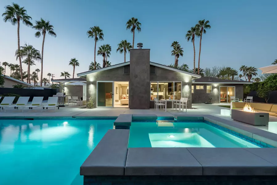 2147 Paseo Roseta, Palm Springs, CA 92262