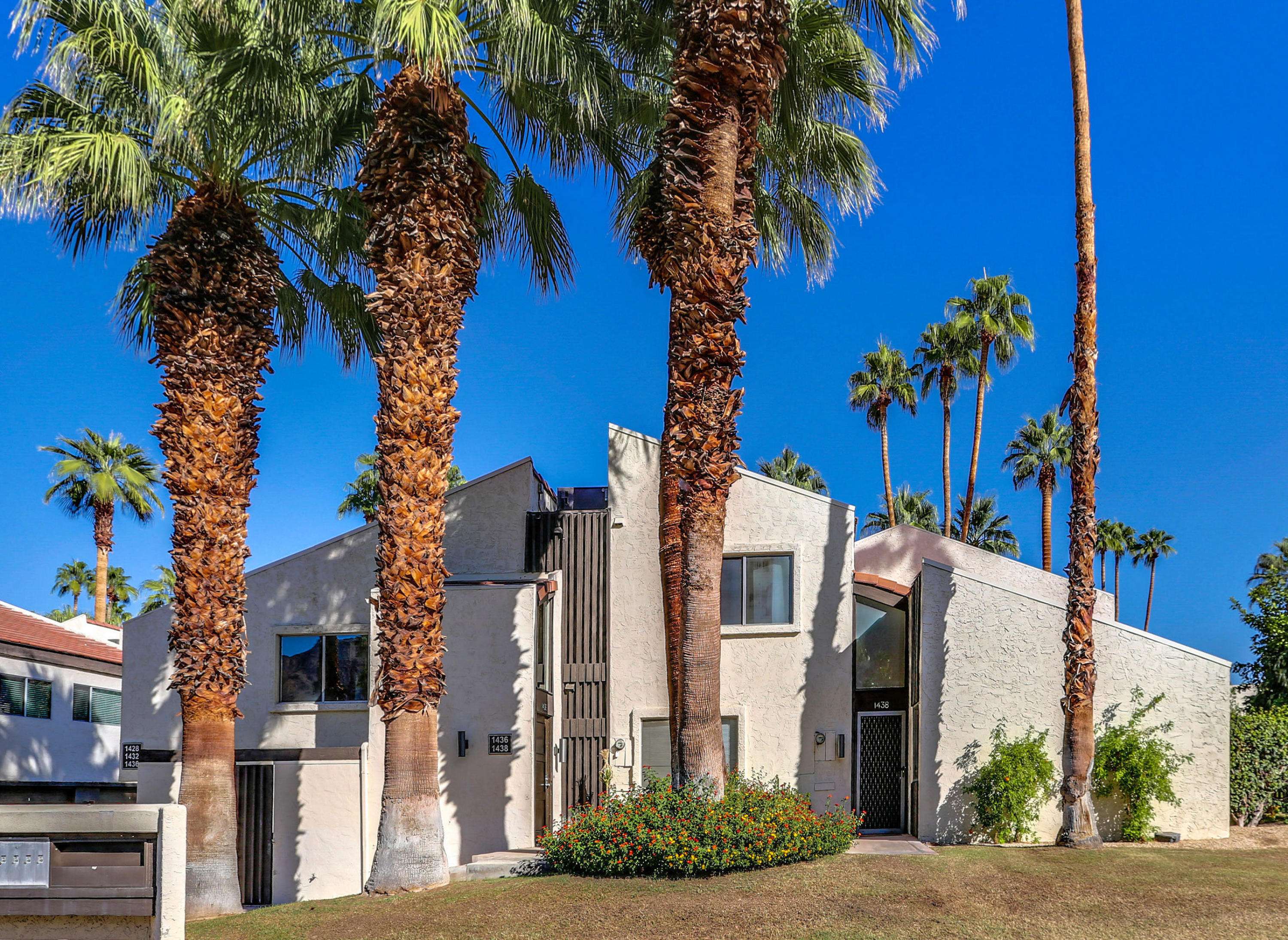 1438 S Camino Real, Palm Springs, CA 92264