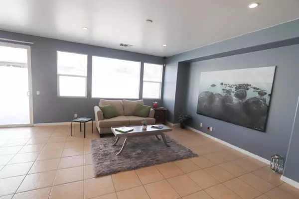 Desert Hot Springs, CA 92240,65360 Osprey LN