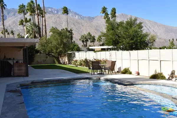 Palm Springs, CA 92264,1338 E Via Estrella