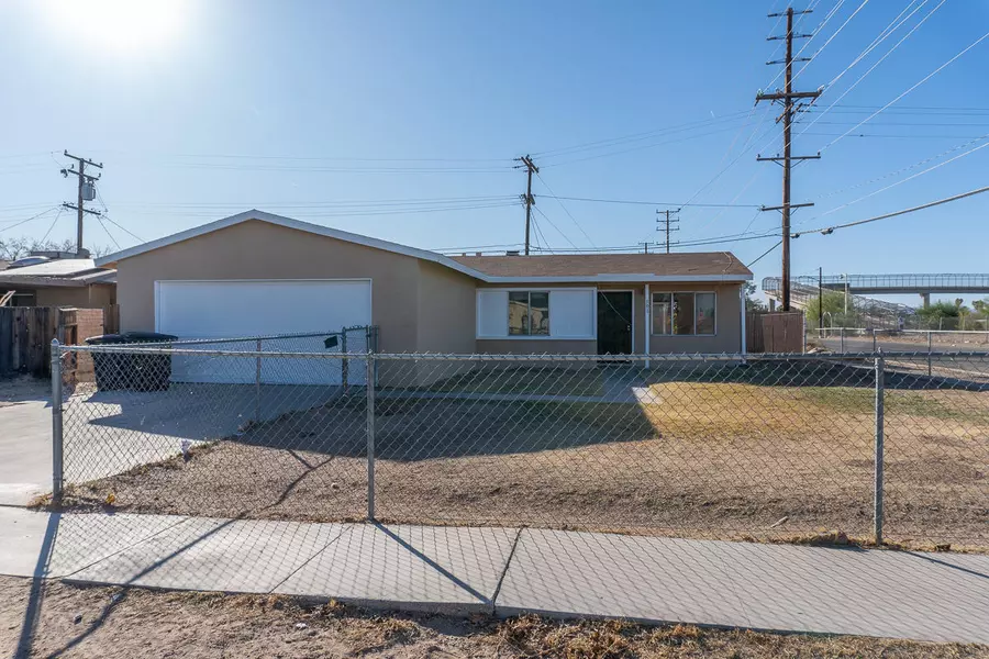 301 S 4th ST, Blythe, CA 92225