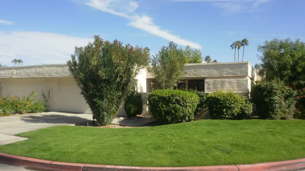 1494 Versailles DR, Palm Springs, CA 92264