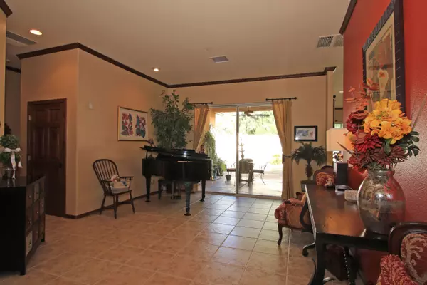 Palm Desert, CA 92211,30 Tucson CIR