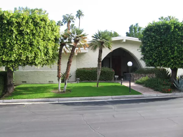 1844 Cresta DR, Palm Springs, CA 92264