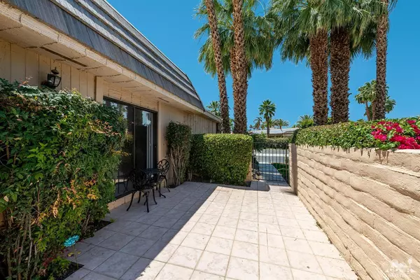 Indian Wells, CA 92210,74975 Chateau CIR