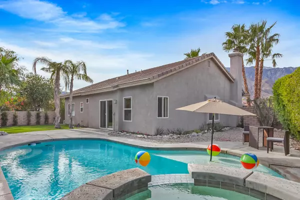 2372 Shannon WAY, Palm Springs, CA 92262