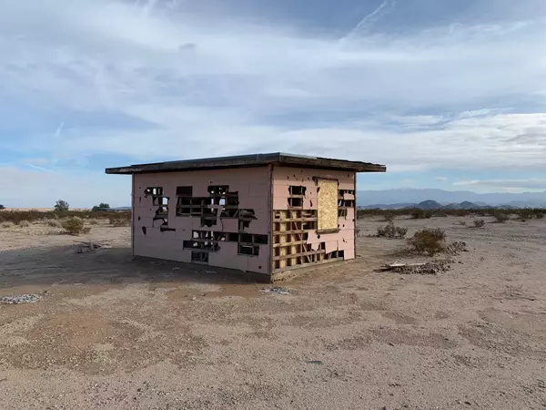 0 Mt Shasta AVE, Joshua Tree, CA 92252
