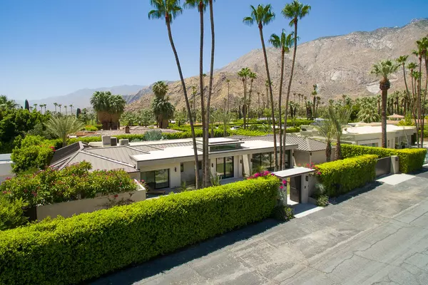 Palm Springs, CA 92262,267 W Vereda Sur