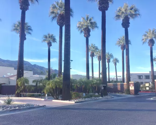 Palm Springs, CA 92262,945 Village Square SQ N