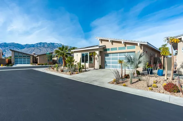 Palm Springs, CA 92262,4441 Moneo CT