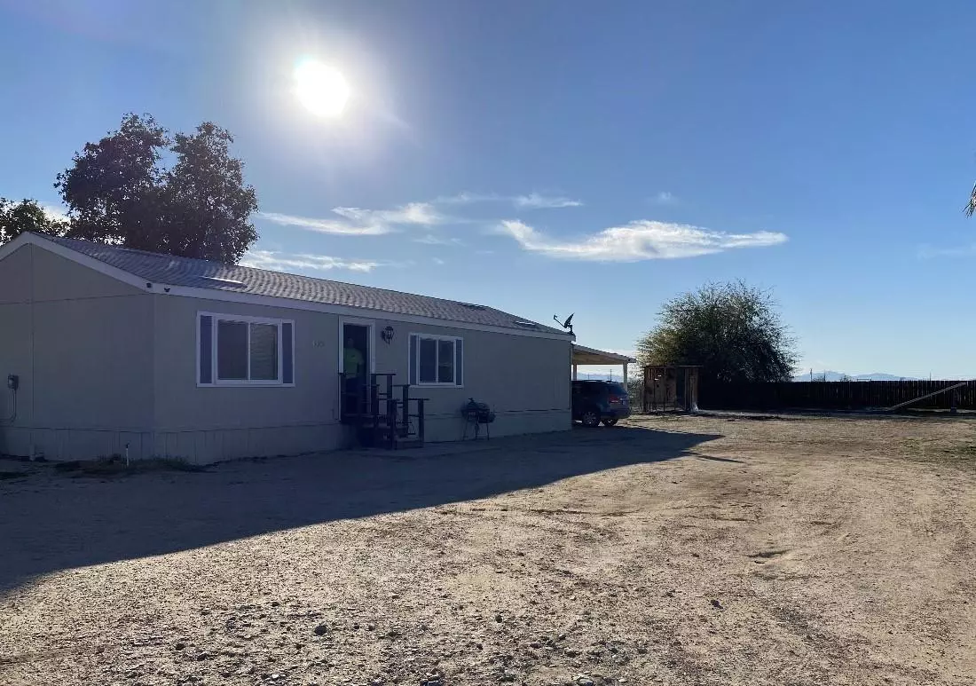 Blythe, CA 92225,18280 Evergreen DR