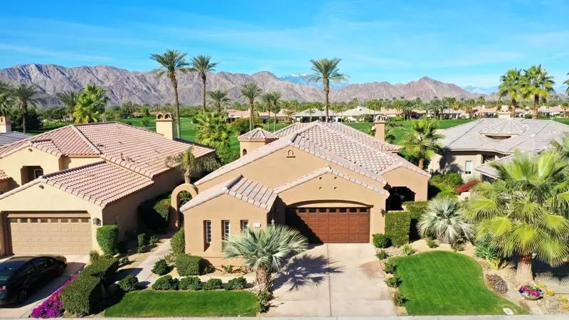 51701 Via Sorrento, La Quinta, CA 92253