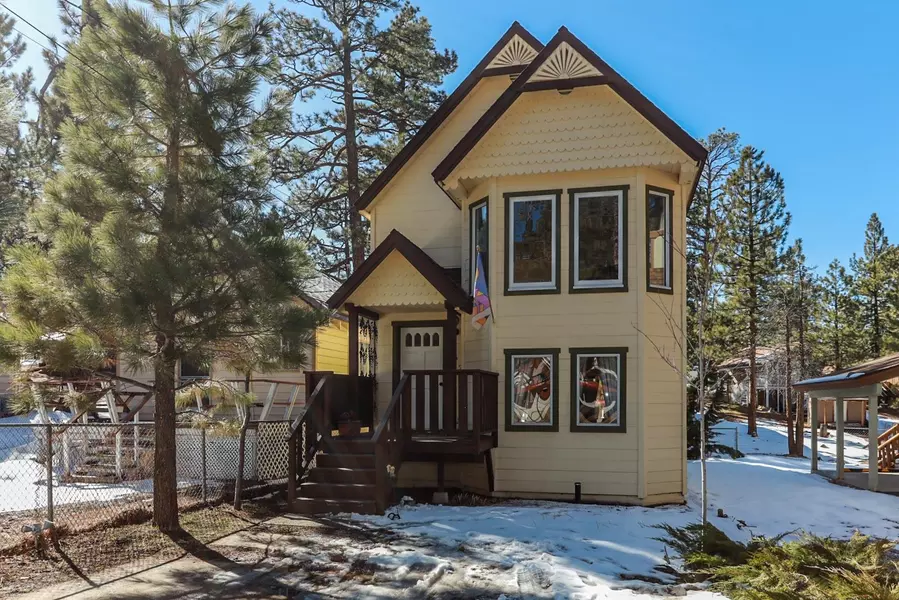 562 Lakewood LN, Big Bear Lake, CA 92315