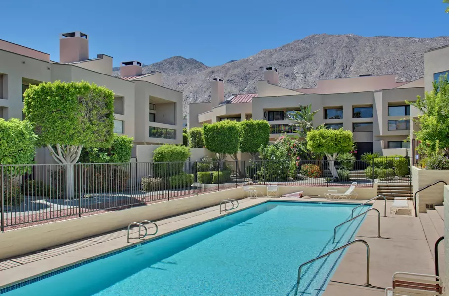 477 Village SQ E, Palm Springs, CA 92262