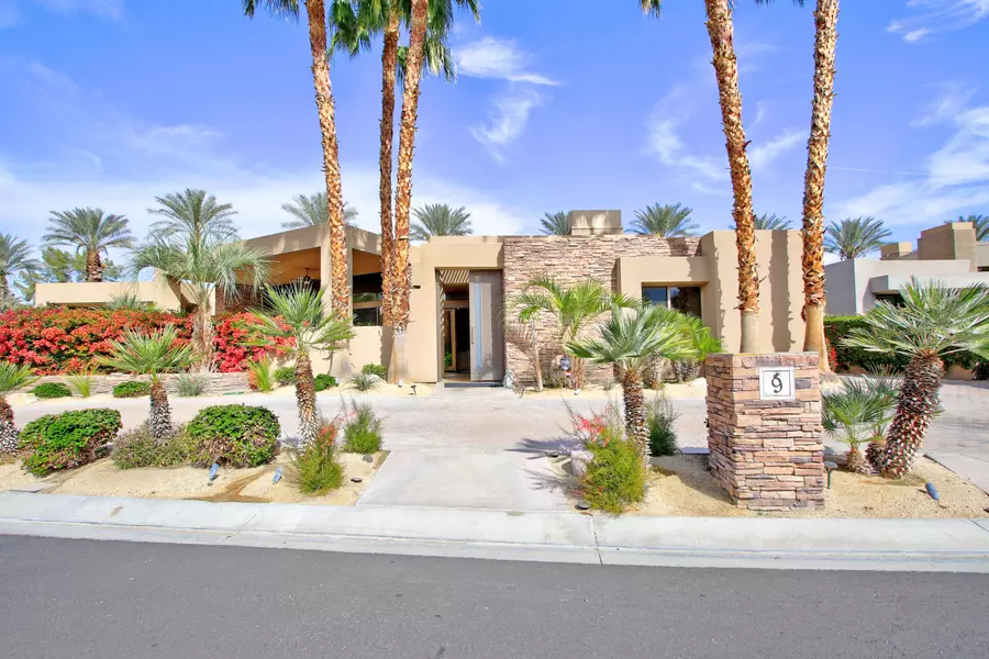 9 Sun Ridge CIR, Rancho Mirage, CA 92270