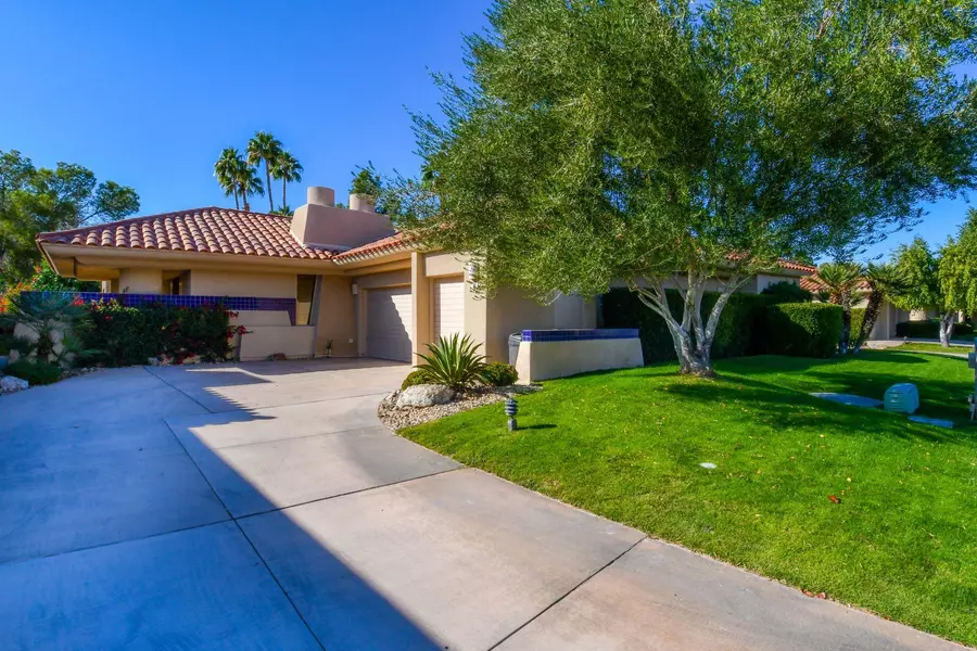 15 N Kavenish DR, Rancho Mirage, CA 92270