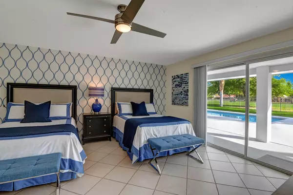 Palm Springs, CA 92264,2110 Bobolink LN