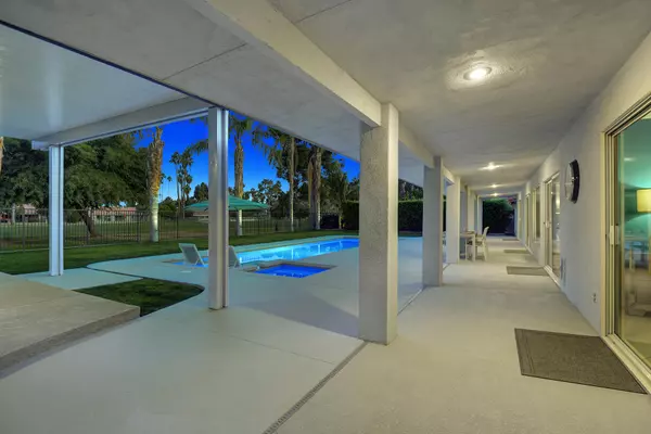 Palm Springs, CA 92264,2110 Bobolink LN