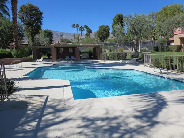 72385 Rolling Knoll DR, Palm Desert, CA 92260