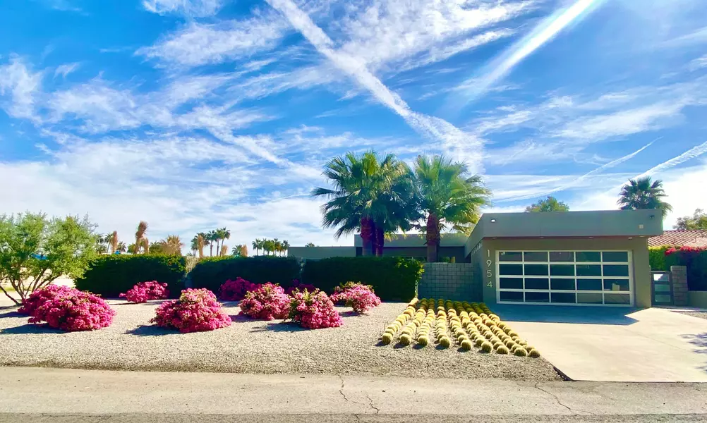 1954 S Mesa DR, Palm Springs, CA 92264