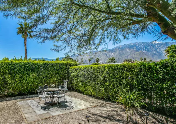 Palm Springs, CA 92262,3272 N Mica DR