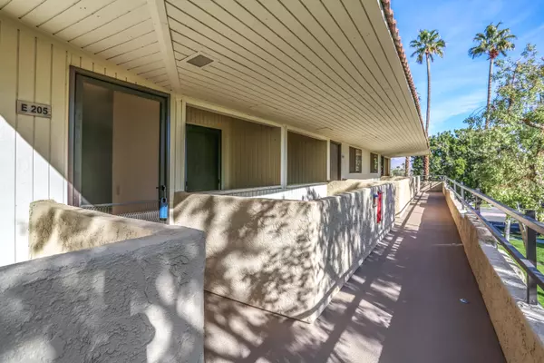 Palm Springs, CA 92262,2822 N Auburn CT #E 205