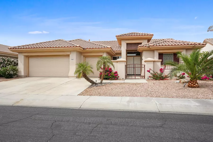 78204 Grape Arbor AVE, Palm Desert, CA 92211