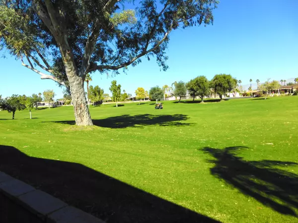 Palm Desert, CA 92260,73450 Country Club DR #133