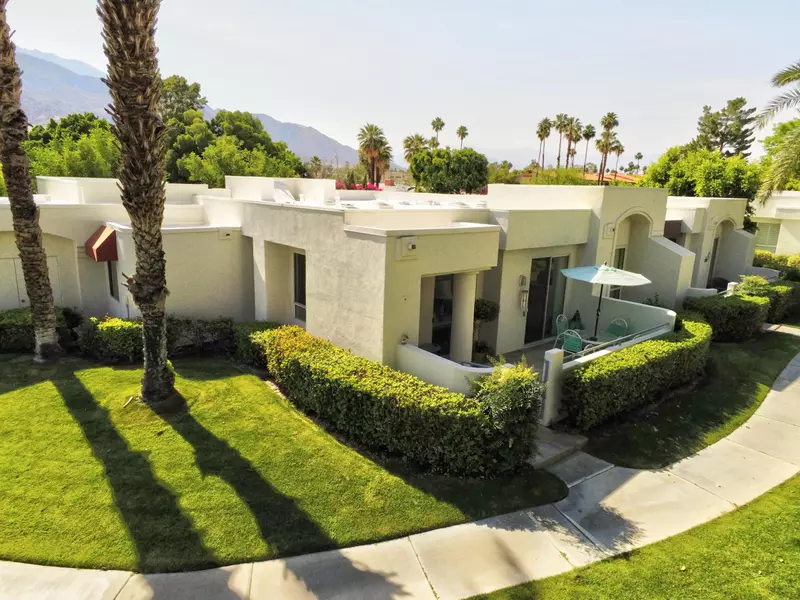 401 S El Cielo RD #208, Palm Springs, CA 92262