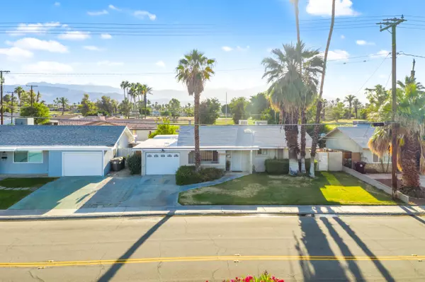 Palm Desert, CA 92211,42825 Warner TRL