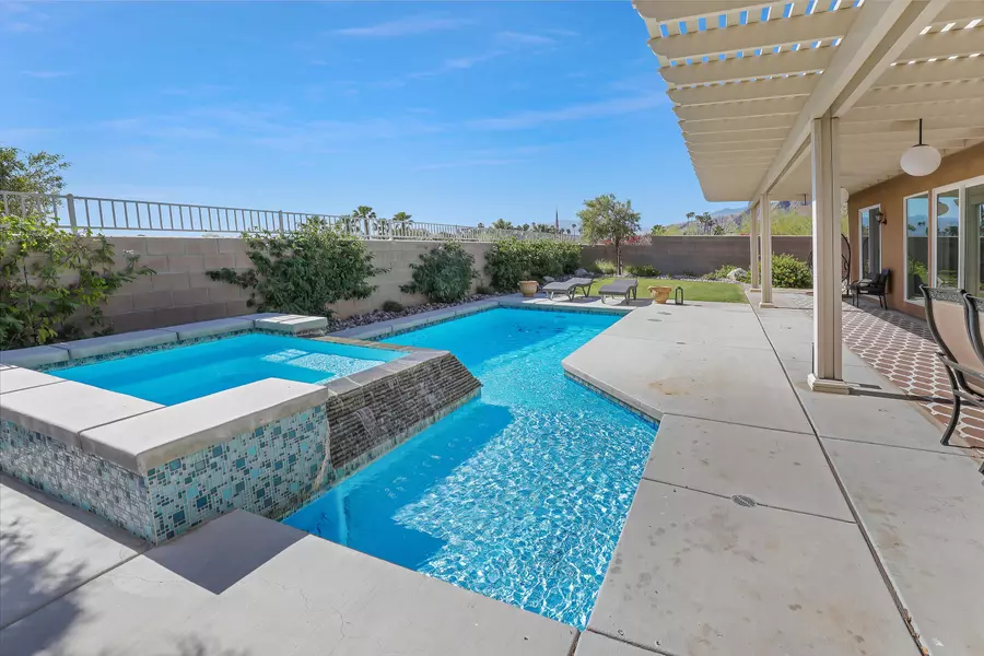 3674 Mountain Gate, Palm Springs, CA 92262