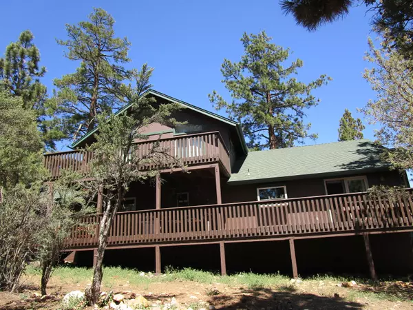 Big Bear City, CA 92314,1010 Heritage TRL