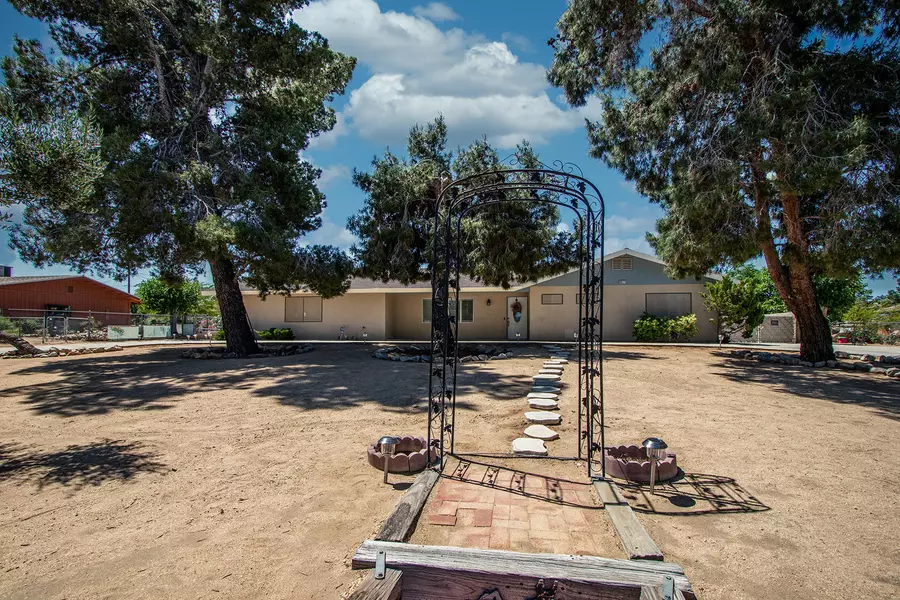 58271 Anaconda DR, Yucca Valley, CA 92284