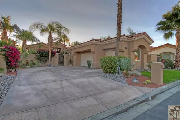 Palm Desert, CA 92211,606 Mesa Grande DR