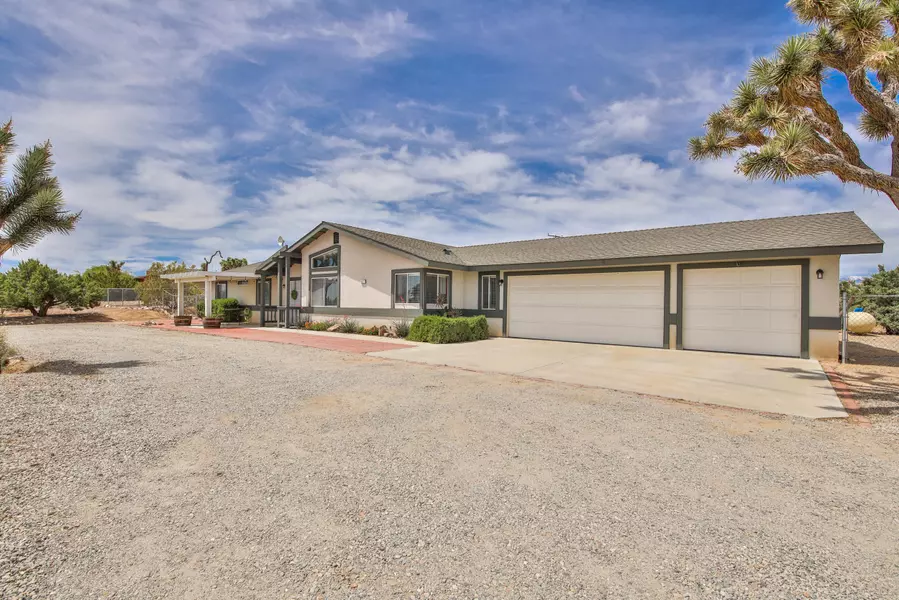 5022 Canton ST, Yucca Valley, CA 92284