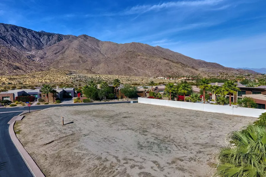 250 Lautner LN, Palm Springs, CA 92264