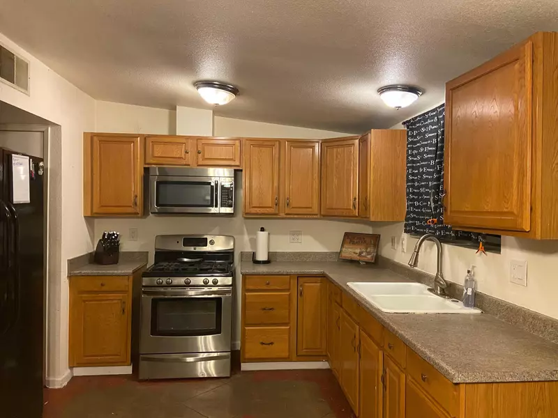 67161 San Gabriel CIR E, Cathedral City, CA 92234