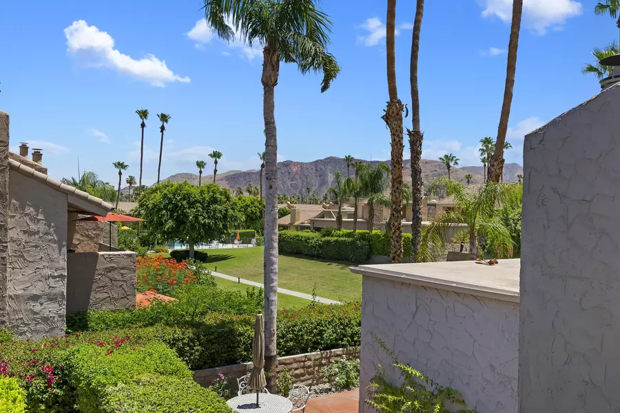 2010 S La Merced WAY, Palm Springs, CA 92264