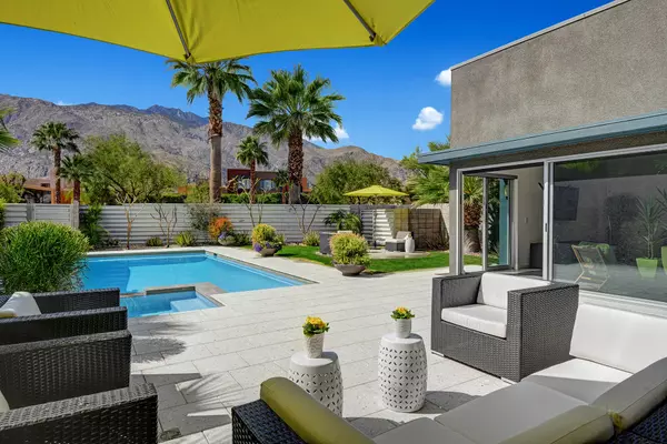 Palm Springs, CA 92262,471 Dion DR