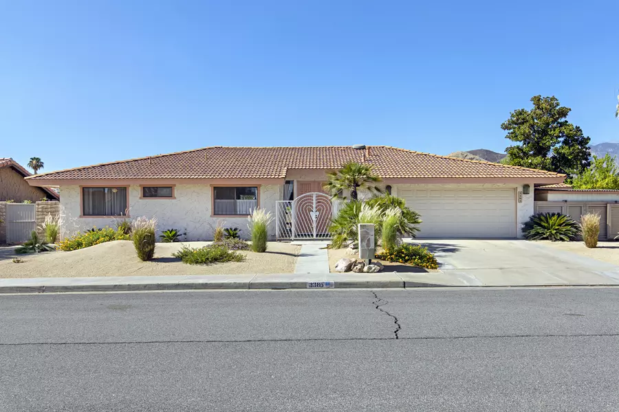 3385 E San Martin CIR, Palm Springs, CA 92264