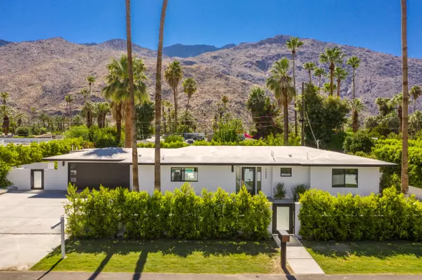 1555 S Indian TRL, Palm Springs, CA 92264