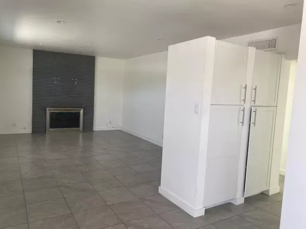 Palm Springs, CA 92264,4345 E Camino Parocela