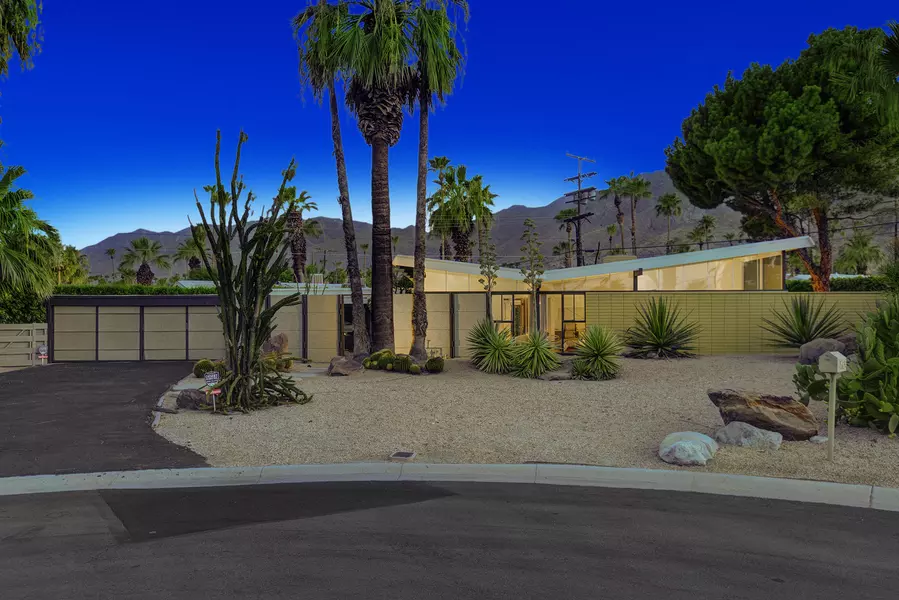 1865 Apache CIR, Palm Springs, CA 92264