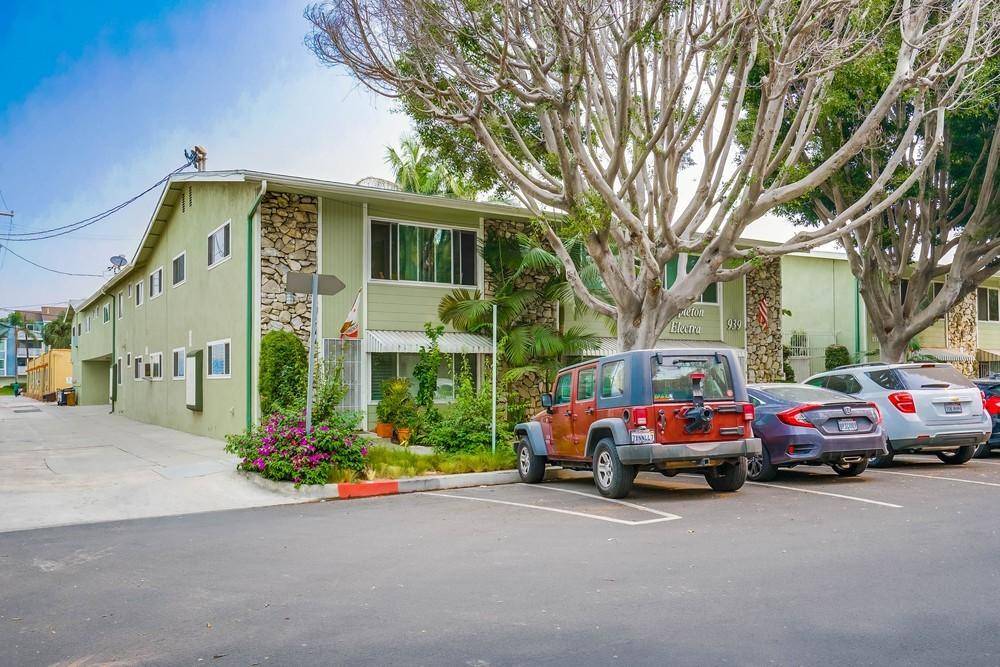 Long Beach, CA 90802,939 E Appleton #26