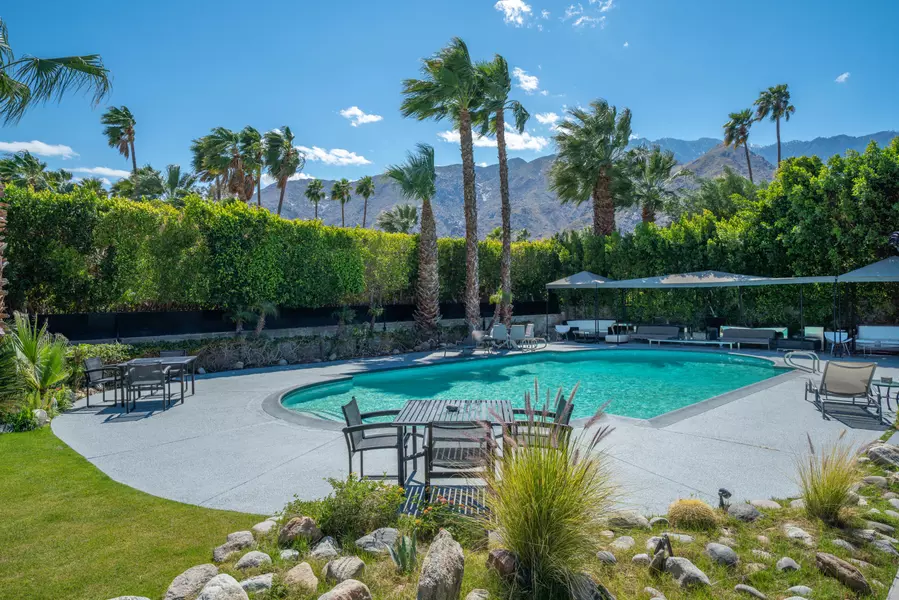 2025 N Via Norte, Palm Springs, CA 92262