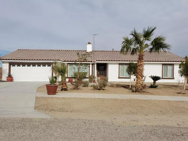 1462 Valiant AVE, Thermal, CA 92274