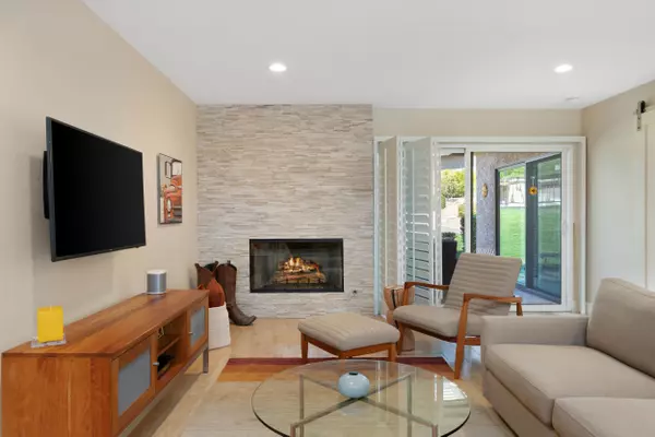 Palm Desert, CA 92260,48985 Wildwood LN