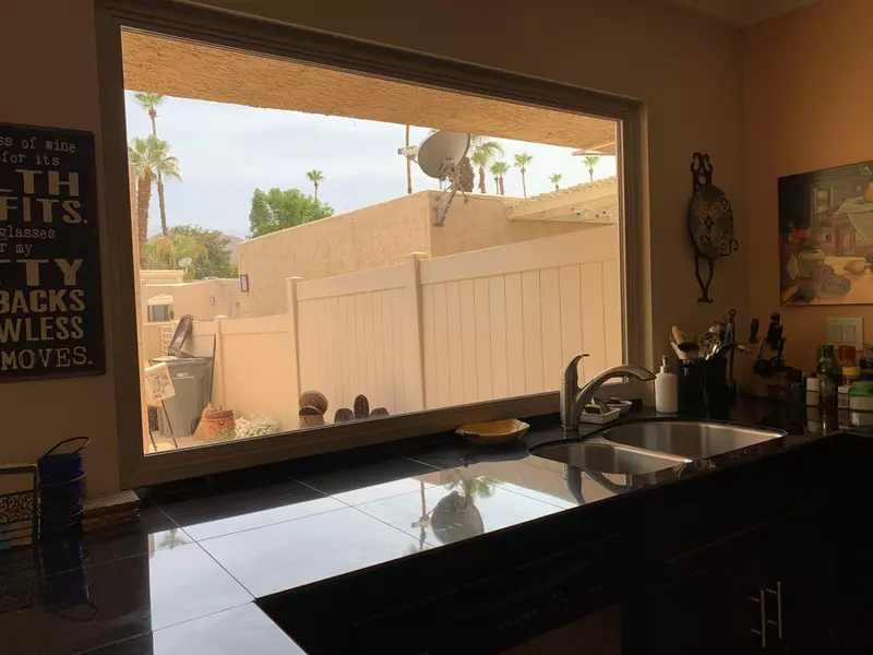 73808 Pinon CT, Palm Desert, CA 92260