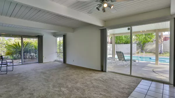 Palm Springs, CA 92262,750 E Alexander WAY